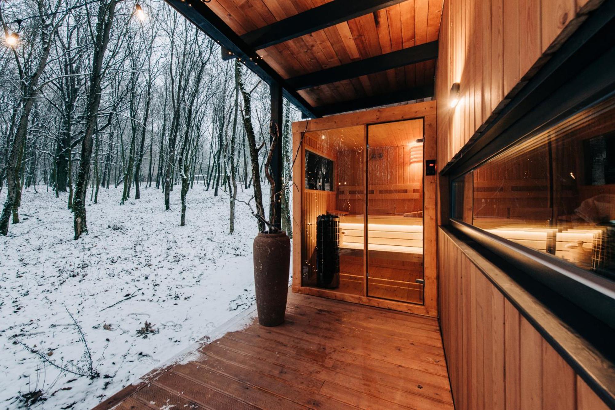 Zama Forest Resort Kismaros 외부 사진